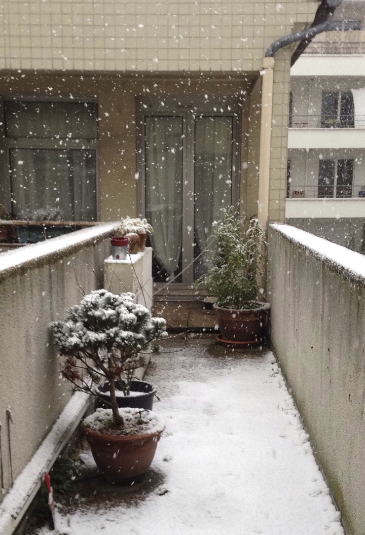 maison neige meditation mindful eating